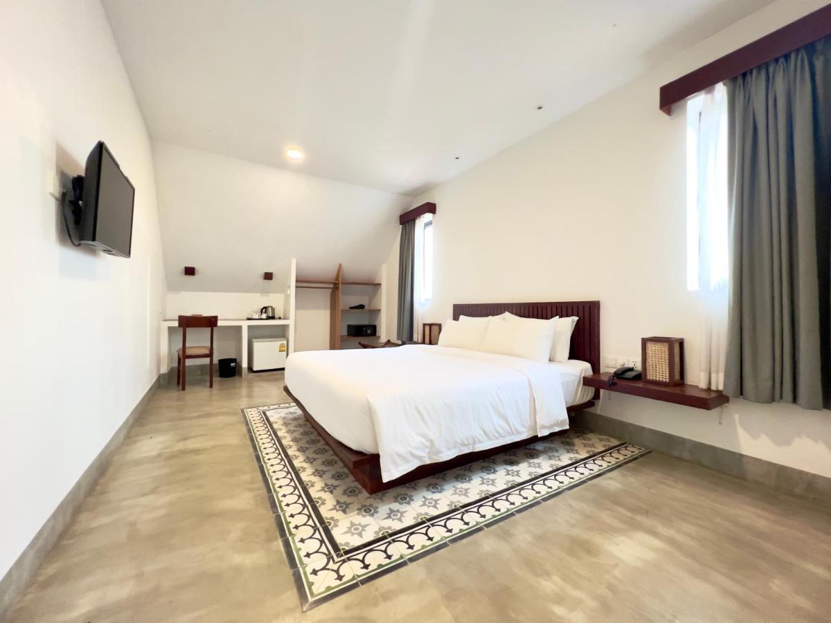 Daco Khách sạn 4*