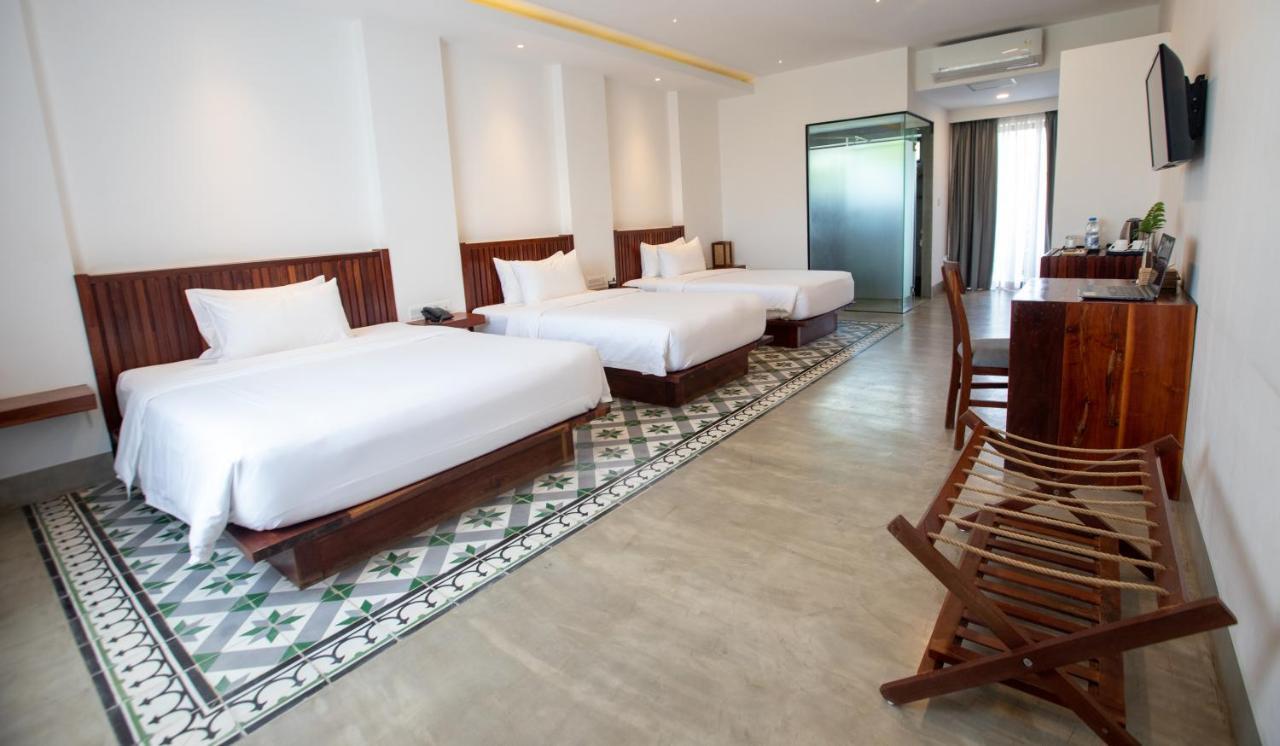 Khách sạn Daco